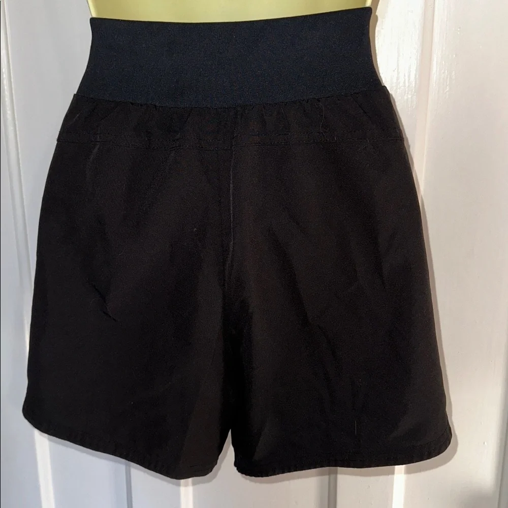 Tek Gear Drytek Black Polyester/Spandex Athletic Shorts‎